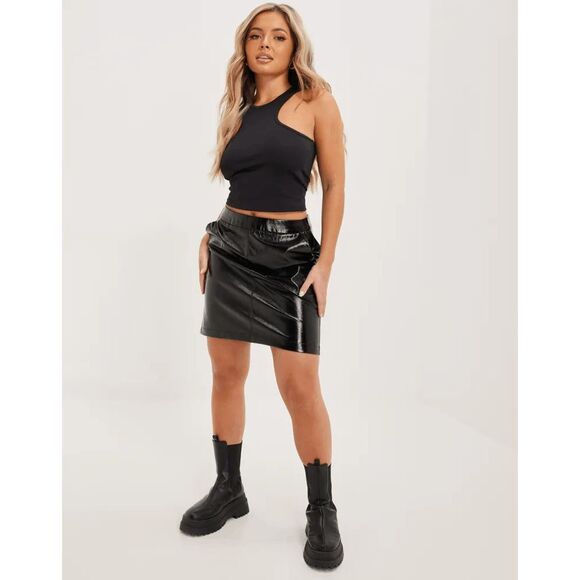 Vero Moda Black Shiny Coated Vinyl Short Mini Skirt XS NWT - Picture 11 of 11